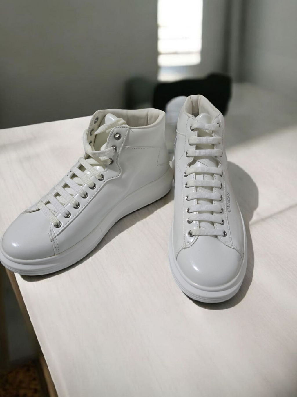 Zapatillas Guess Salerno Mid – White Edition/ NUEVAS SIN ESTRENAR SIN CAJA