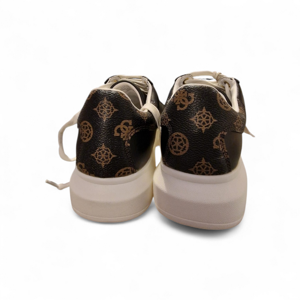 Zapatilla Guess Salerno-Mujer Negro/Blanco- Nuevas sin estrenar sin caja