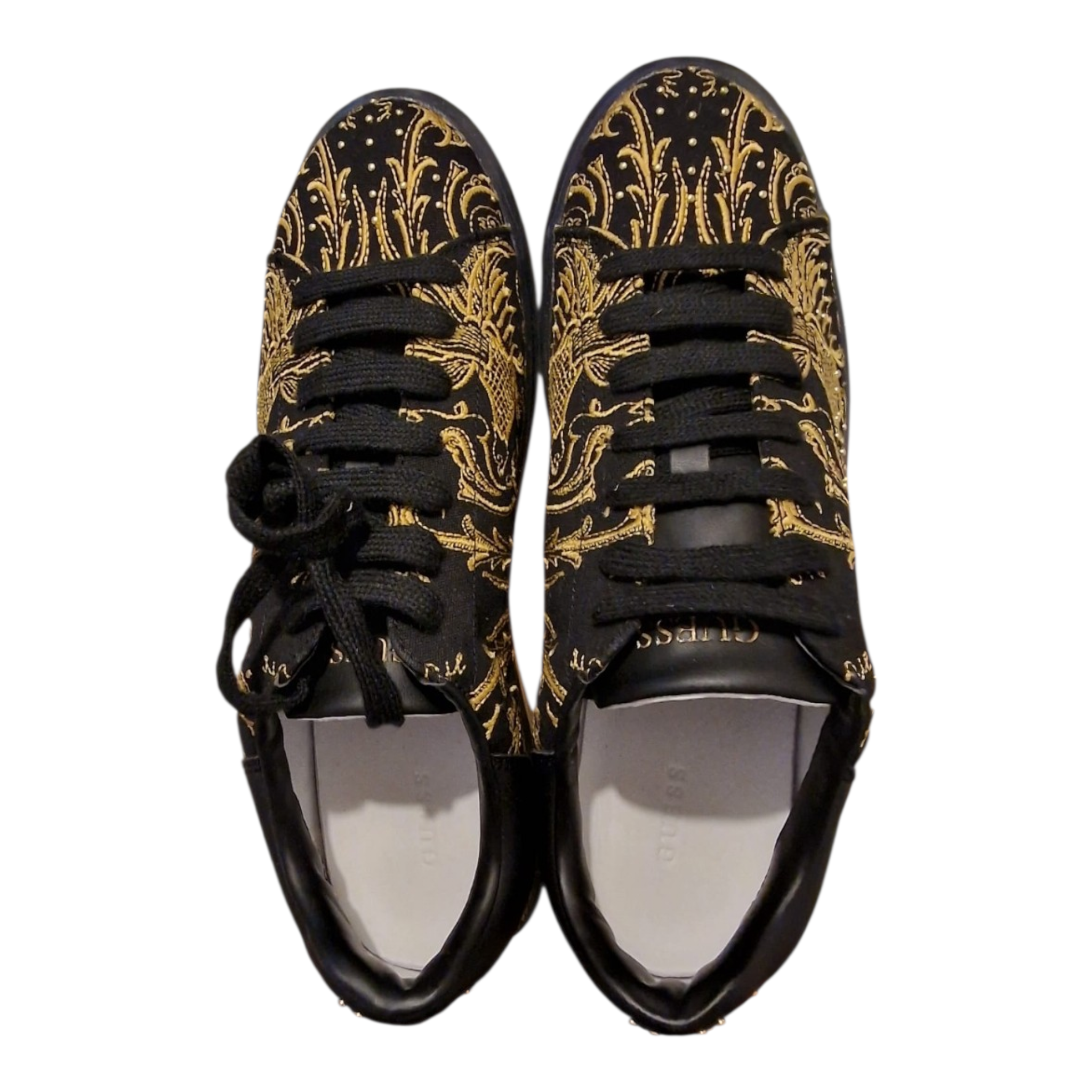 Zapatillas Guess – Black & Gold/ NUEVAS SIN ESTRENAR SIN CAJA