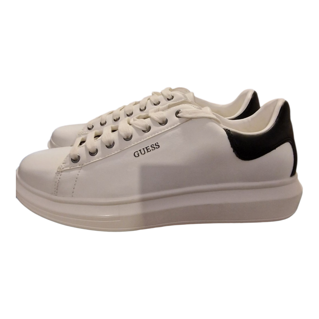 Zapatillas Guess Vibo/ NUEVAS SIN ESTRENAR SIN CAJA