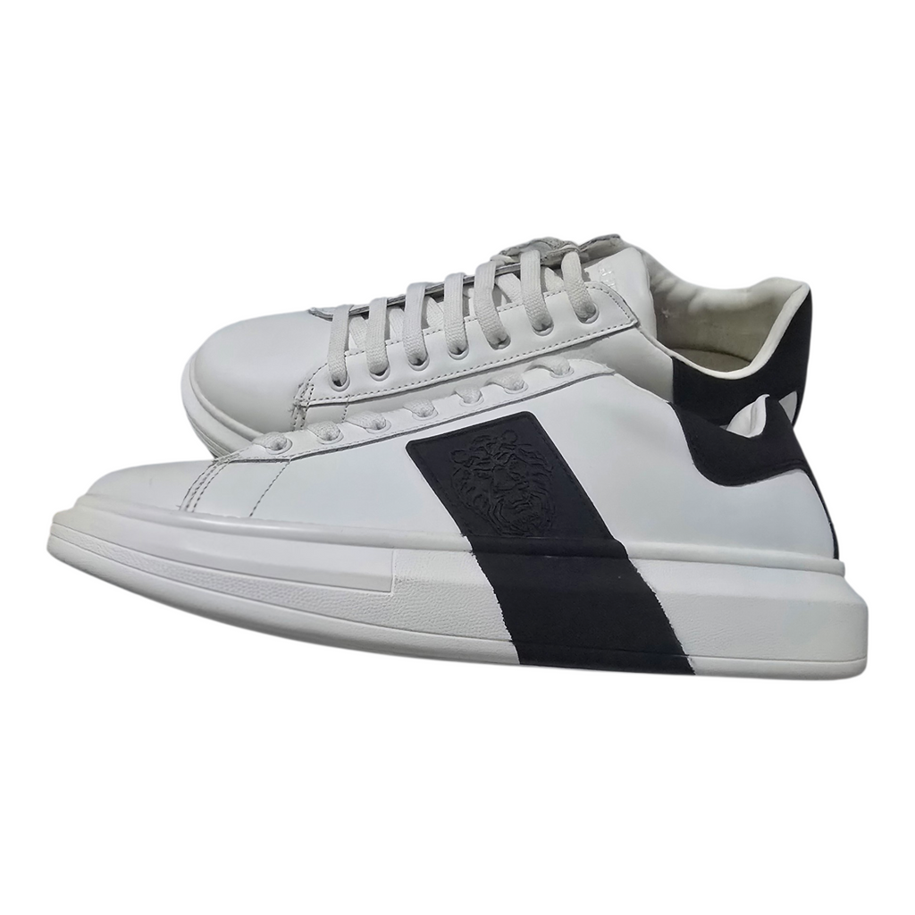 Zapatillas Guess Salerno - Blanco con Franja Negra y Logo León (Hombre)/ NUEVAS SIN ESTRENAR SIN CAJA
